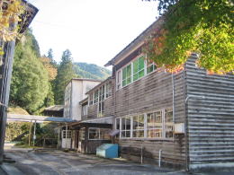 �����ď��w�Z�̍Z��