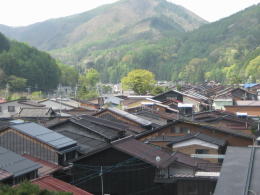 ���������i