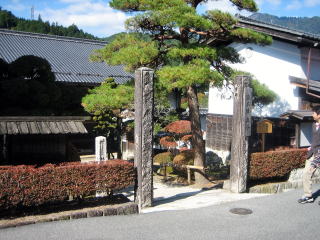 ���Ęe�{�w