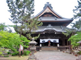 �{������t��