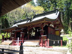 ���E���{��