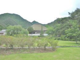 ����̑O�R��